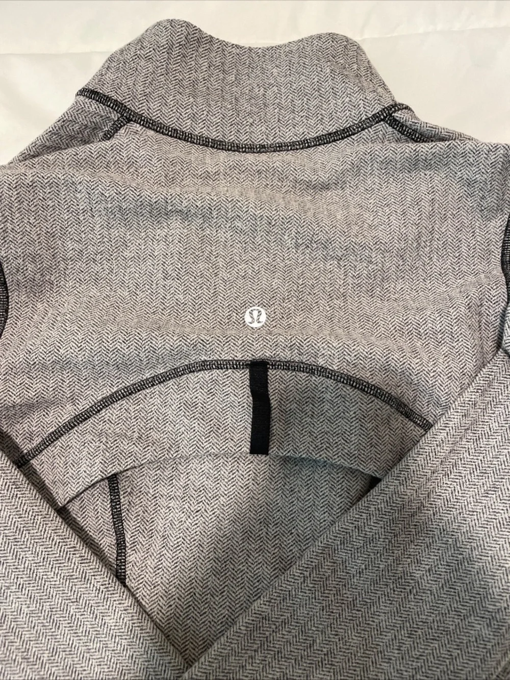 Lululemon Define Cropped Jacket Herringbone Size 4 - Picture 11 of 13